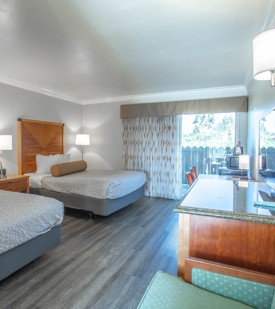 A VARIETY OF COMFORTABLE GUEST ROOMS TO MEET YOUR REQUIREMENTS