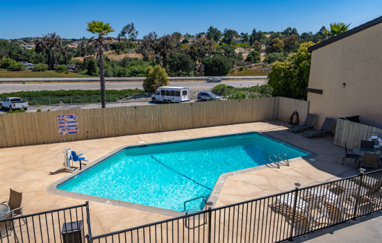 Aloha Inn - Aloha Inn - Swimming Pool